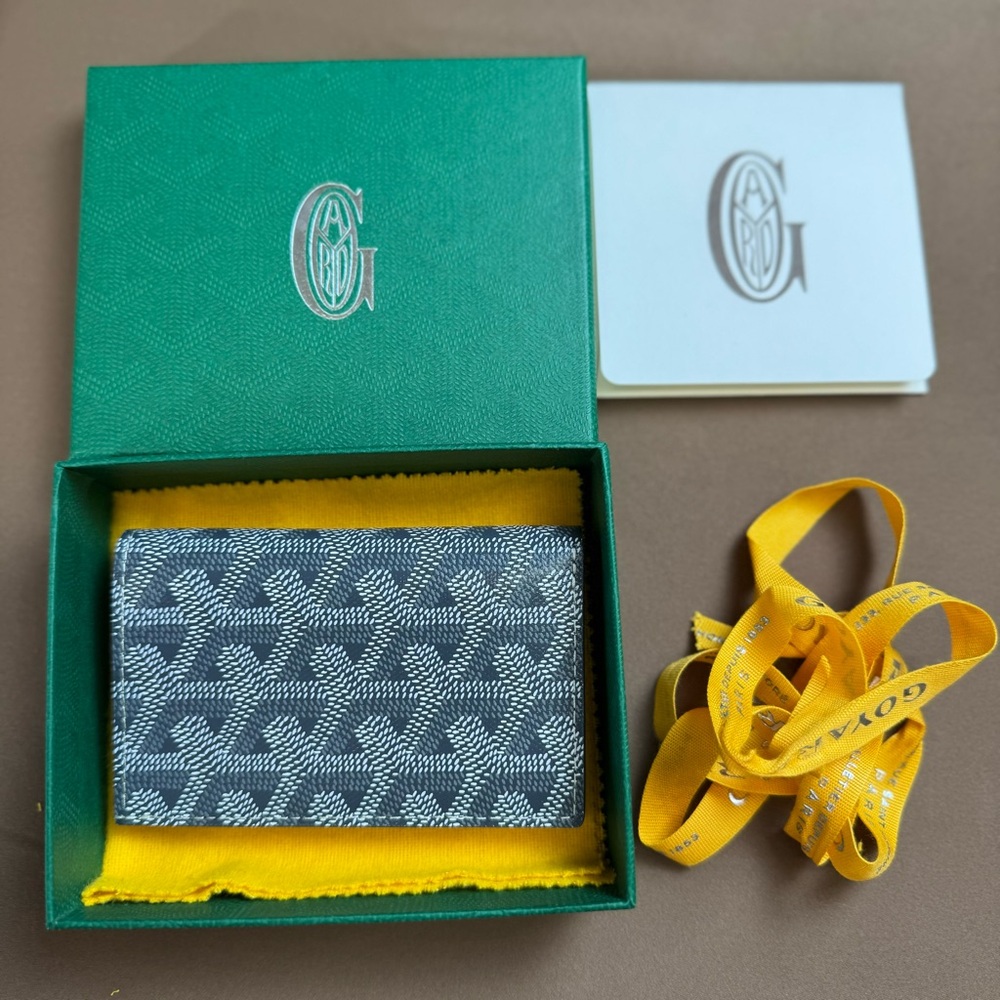 goyard Card holder